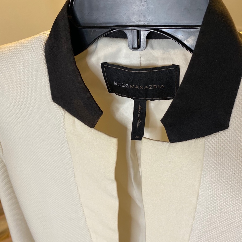 Jacket - Picture 8 of 11